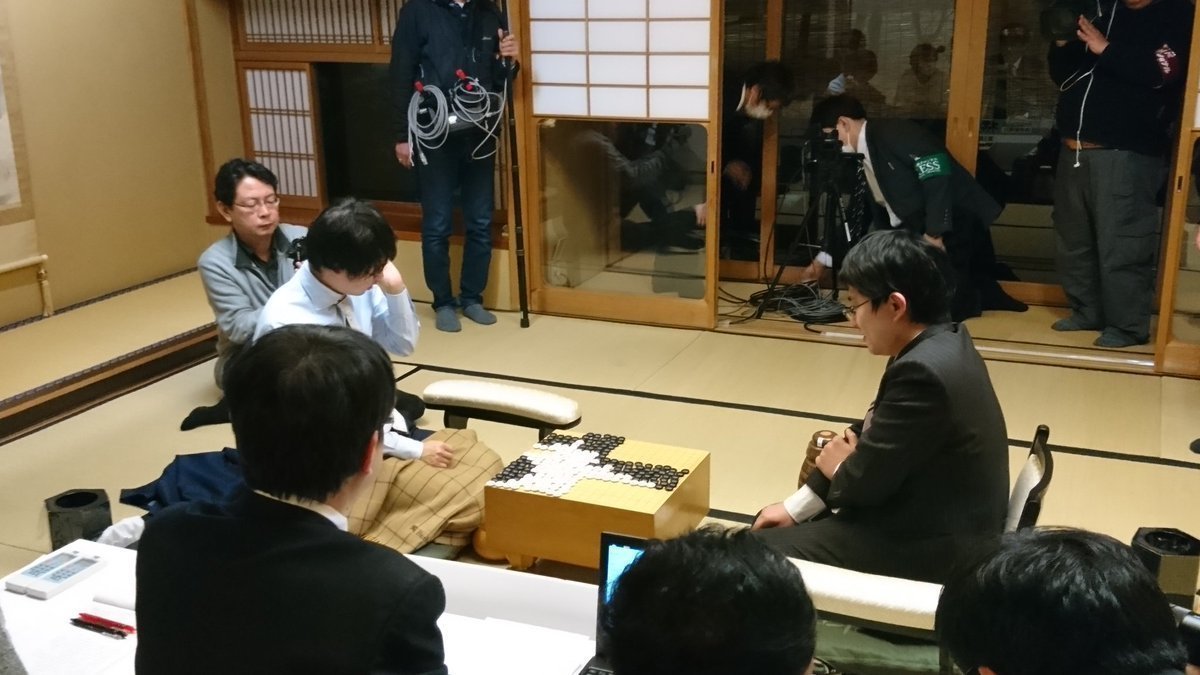 囲碁の棋聖戦第5局 山下九段が勝ち、対戦成績を2勝3敗とした