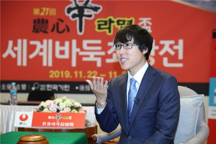 楊の8連勝阻止、日本チーム初勝利