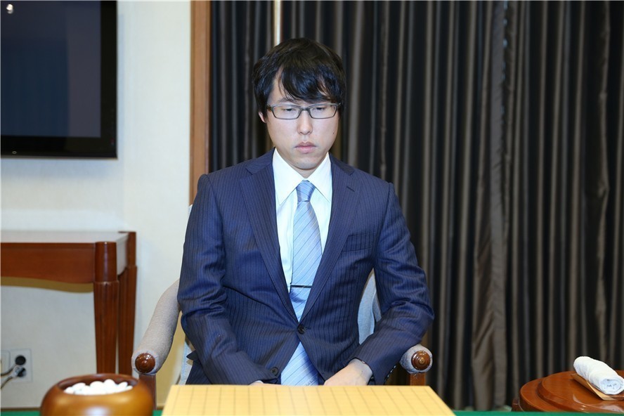 楊の8連勝阻止、日本チーム初勝利