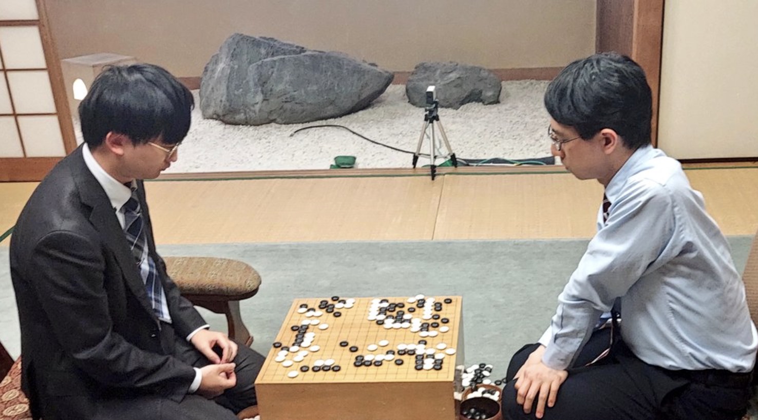 【第50期碁聖戦準決勝】(黒)一力遼棋聖 対 大竹優七段(白)