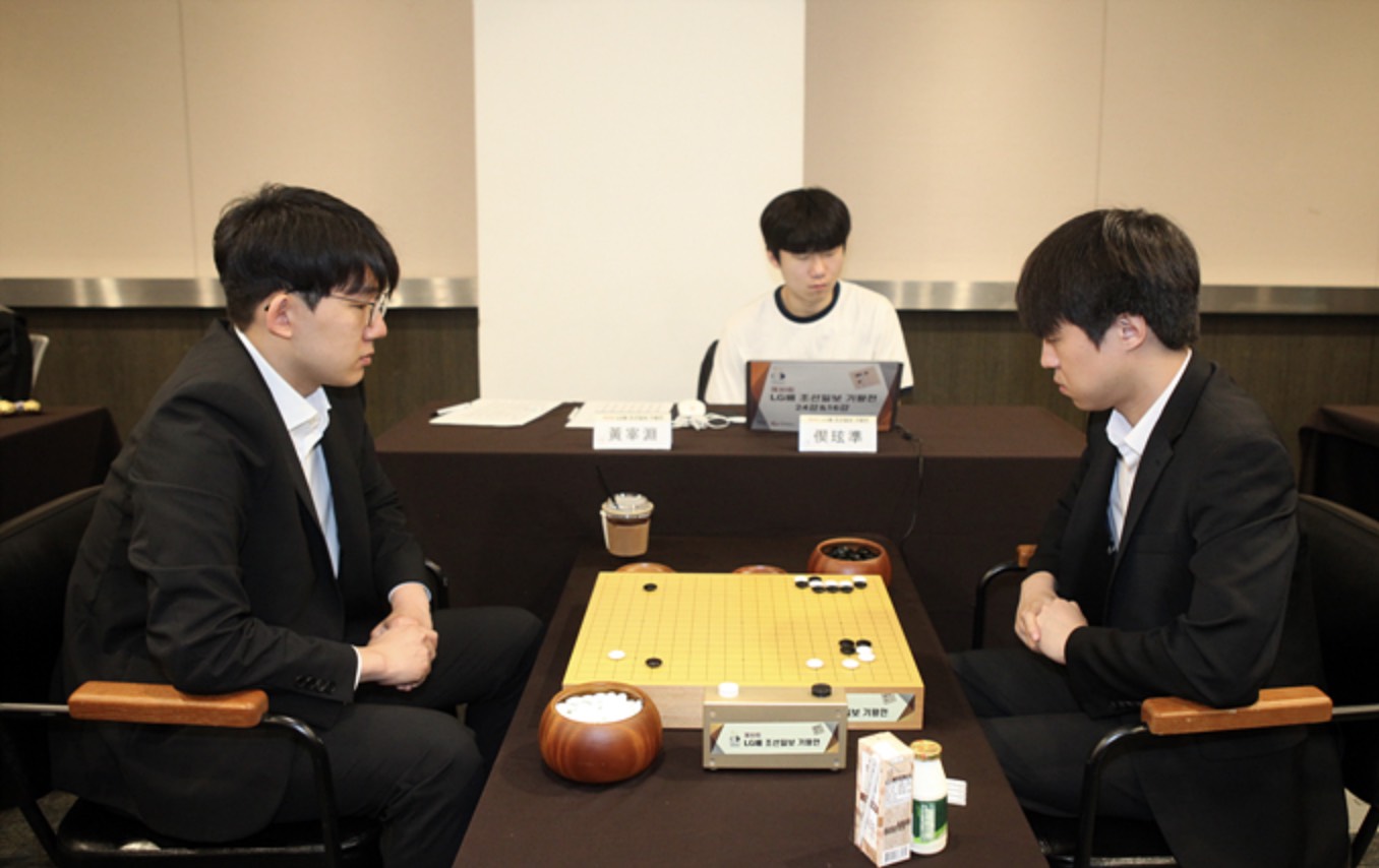 第30回LG杯2回戦 一力、日本勢で唯一の8強進出
