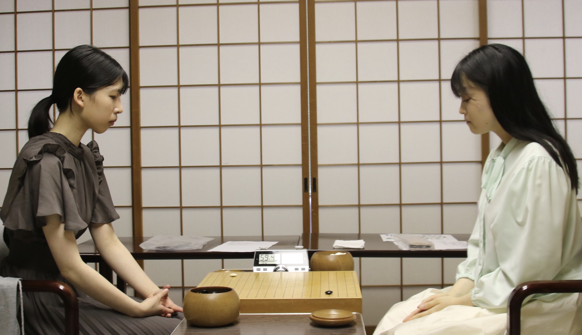 「第37期女流名人戦博多カマチ杯予選Ｂ」(黒)関山穂香初段 対 櫻本絢子初段(白)