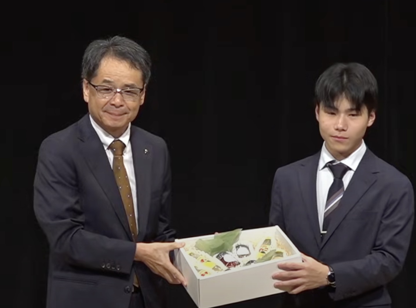 第3回岩本薫記念益田杯決勝 重川明司二段が初優勝、桑原樹二段は2年連続準優勝