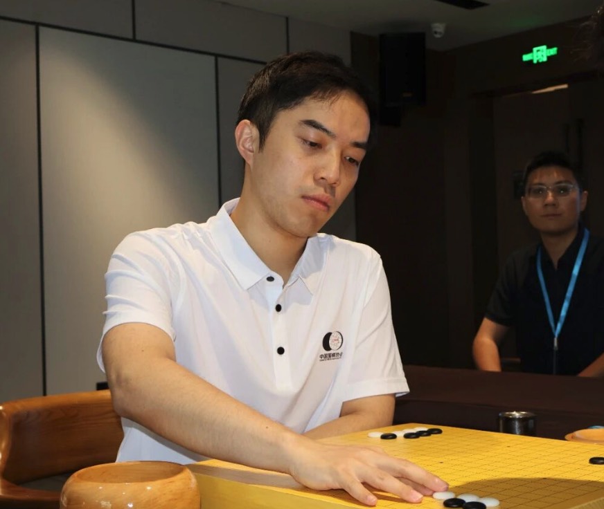 第5回中国港区杯大棋士戦決勝 李轩豪九段が謝科九段を破り、2連覇