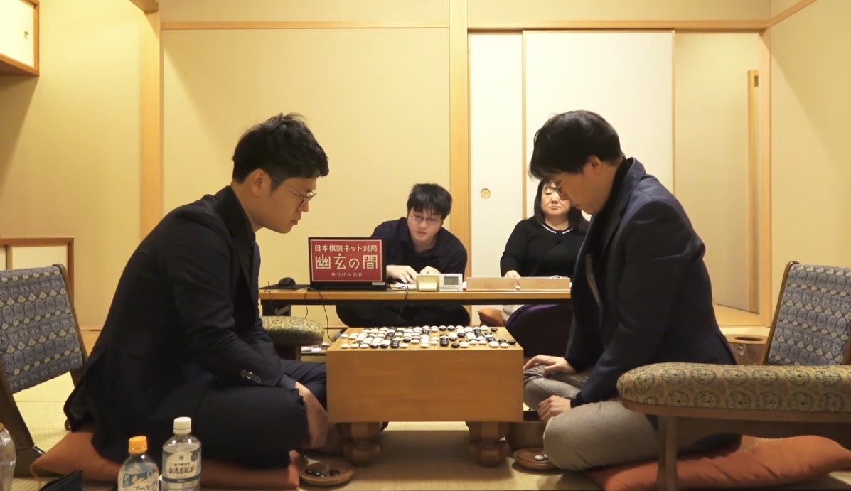 井山裕太碁聖が余正麒九段を破り、連敗回避 第51期名人戦リーグ