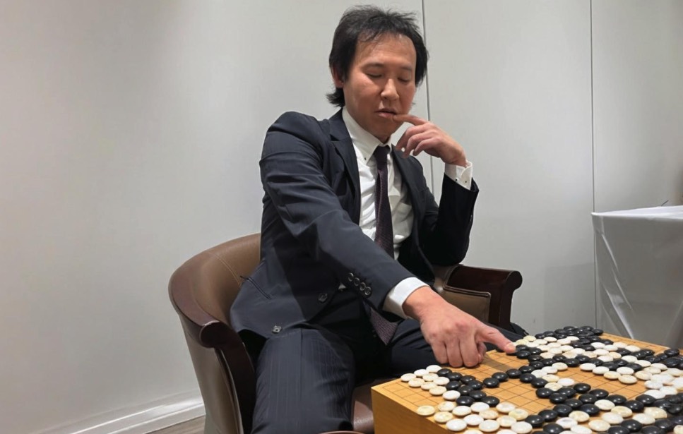 倉橋正行九段が佐田篤史七段に半目負け、3回戦進出ならず