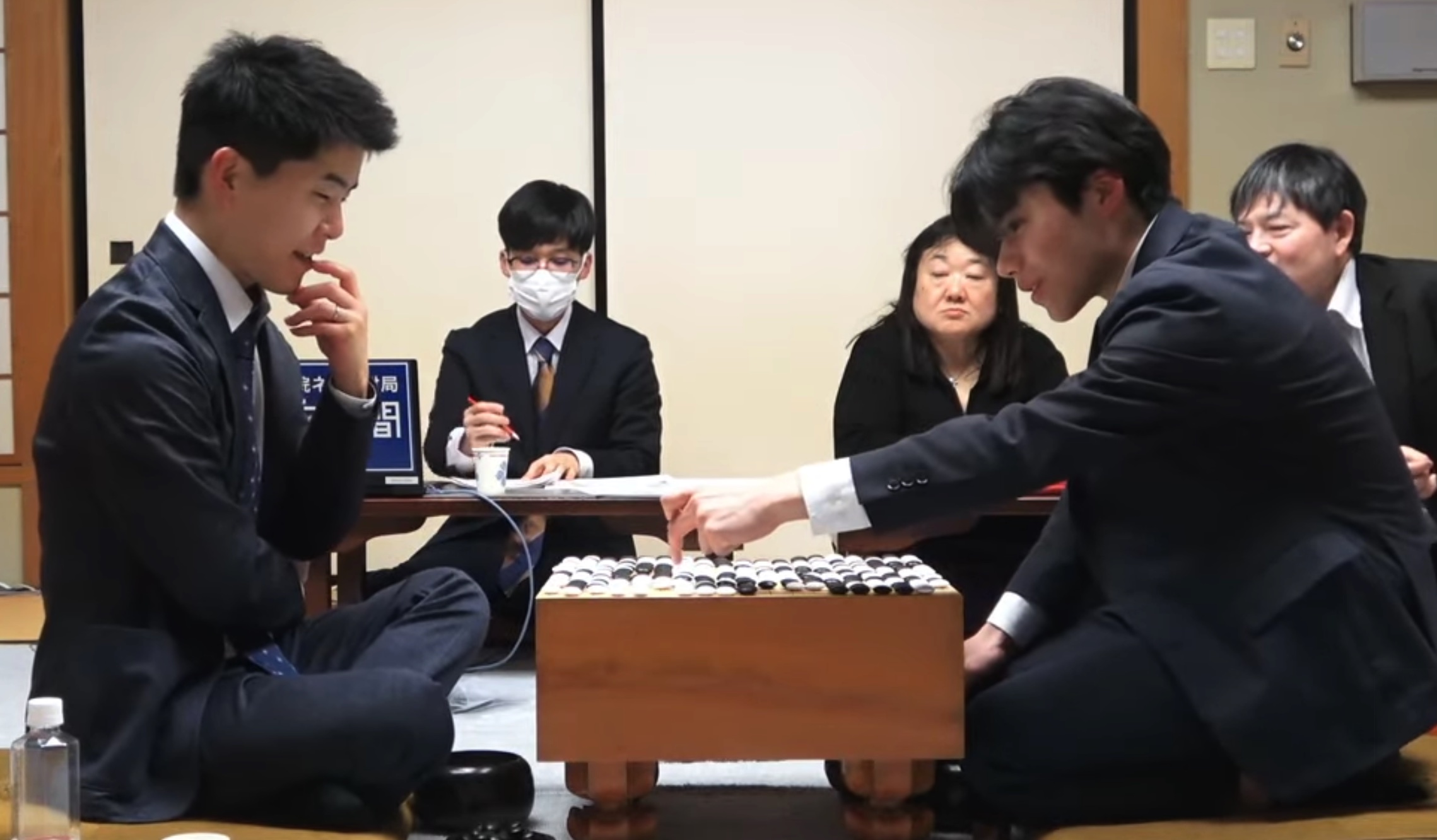 桑原樹七段がリーグ初白星