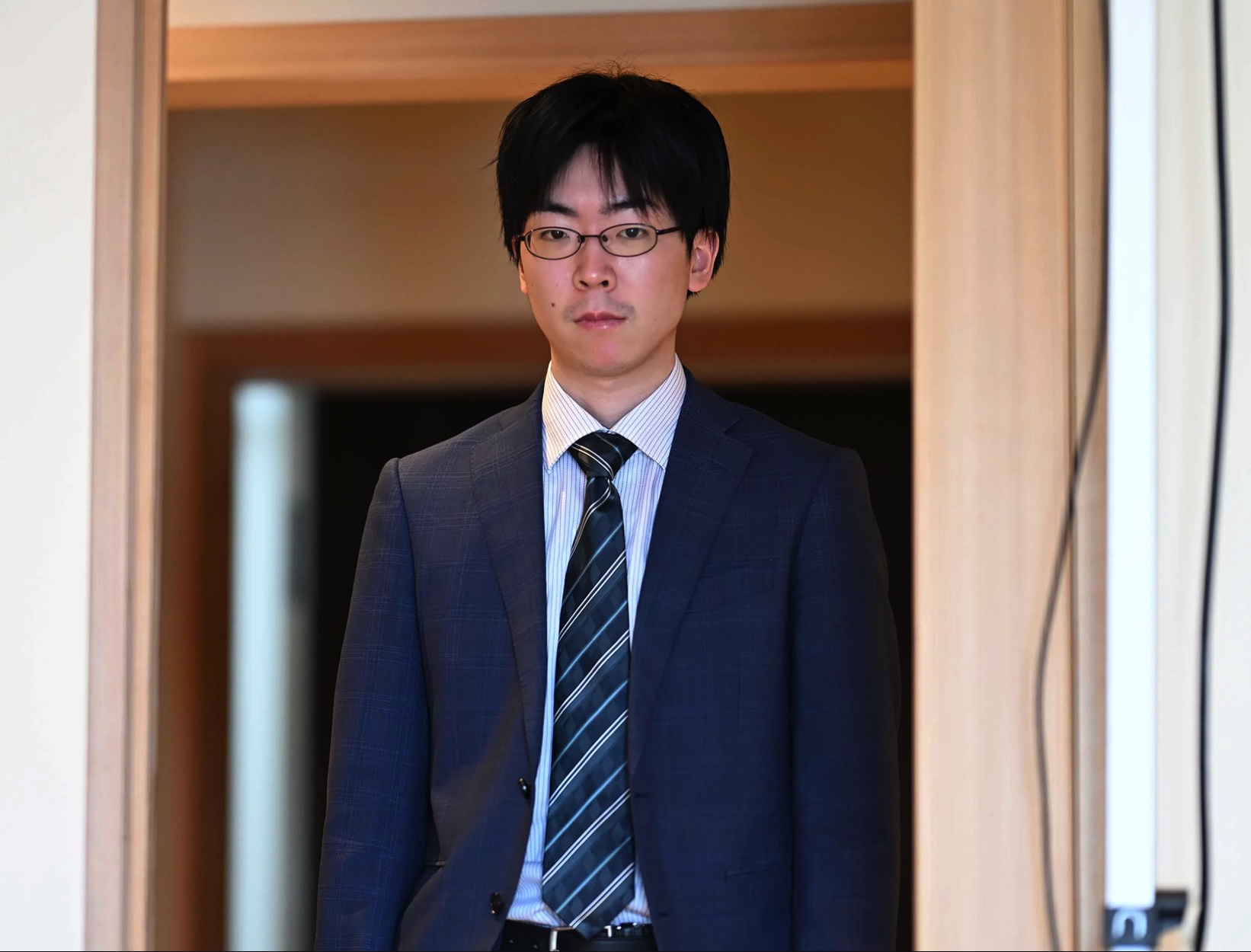 芝野虎丸十段が101手目を封じ、1日目終了、1日目終了 1日目の流れ