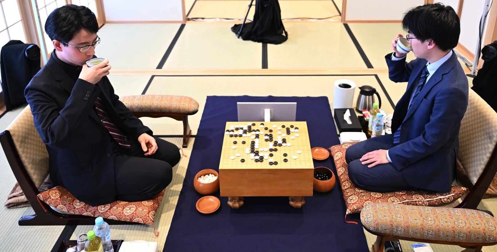 芝野虎丸十段がシリーズの流れを引き戻した