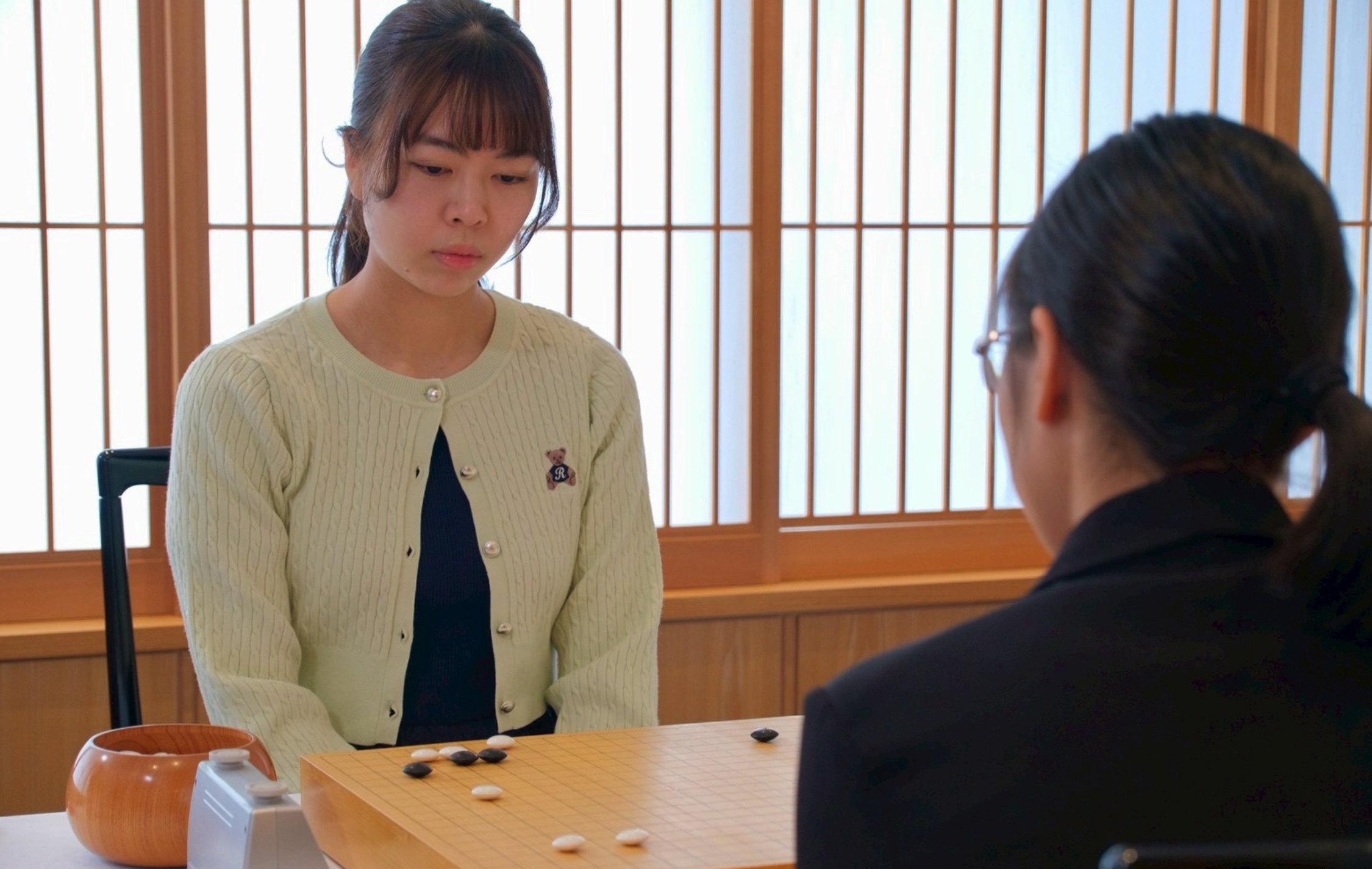 藤沢里菜七段・上野愛咲美六段が準決勝へ