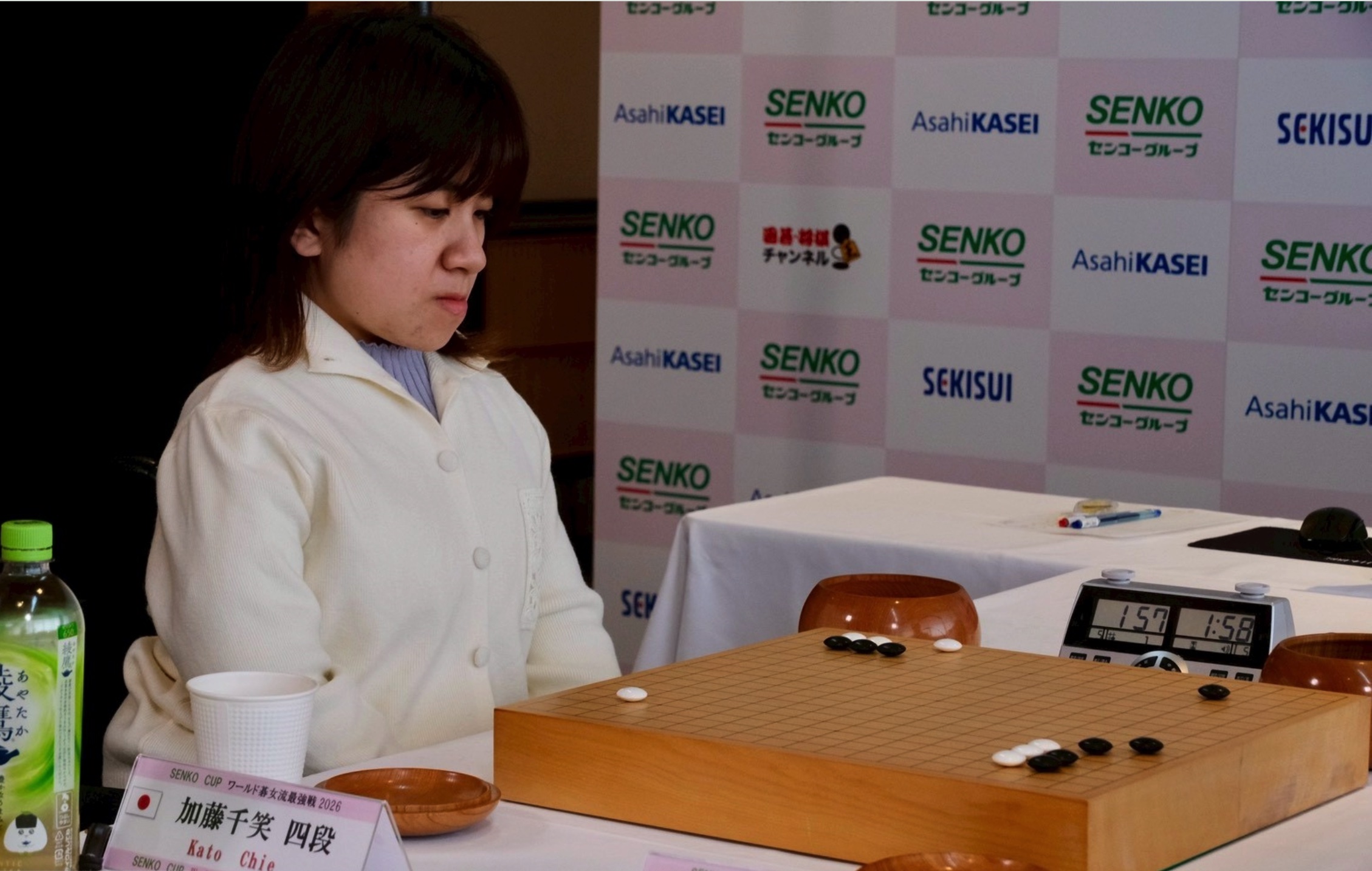 藤沢里菜七段・上野愛咲美六段が準決勝へ