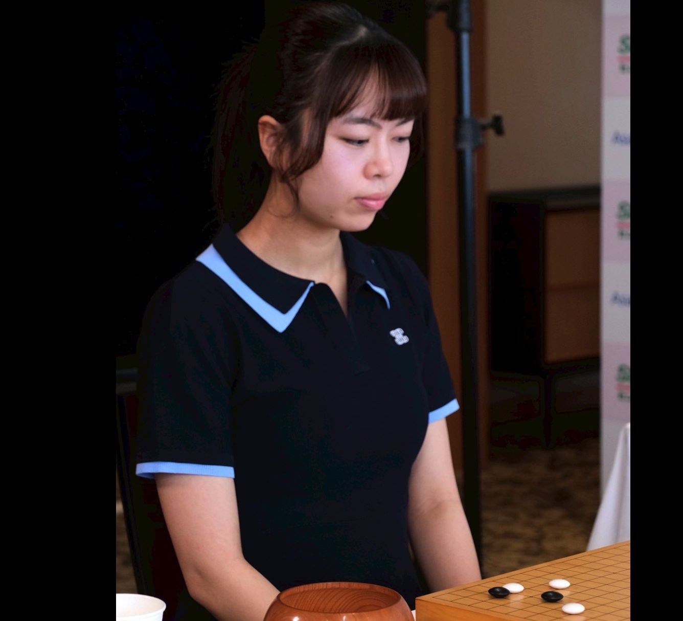 藤沢里菜七段・上野愛咲美六段が準決勝へ