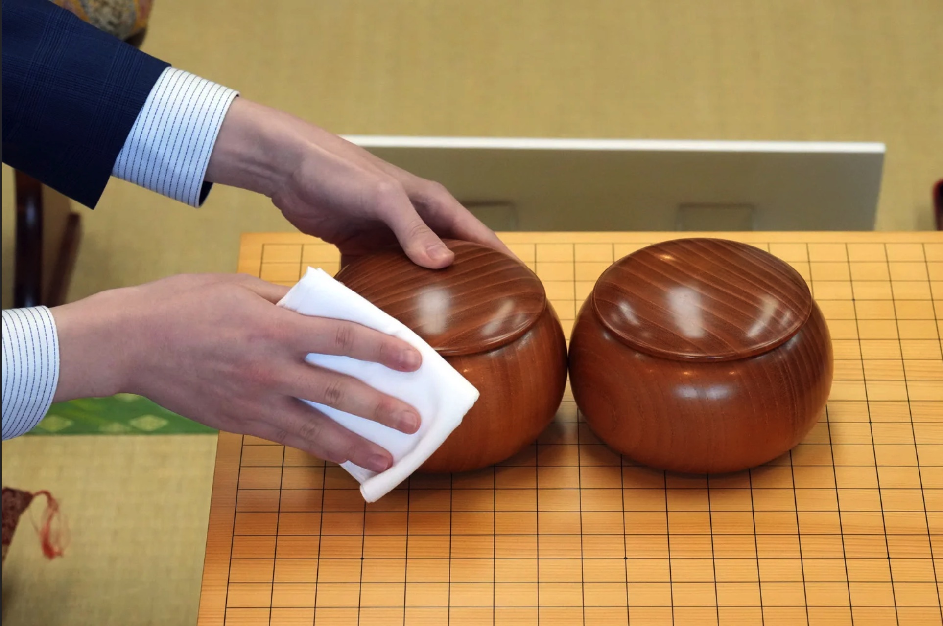 一力遼棋聖が101手目を封じ、1日目終了 1日目の流れ