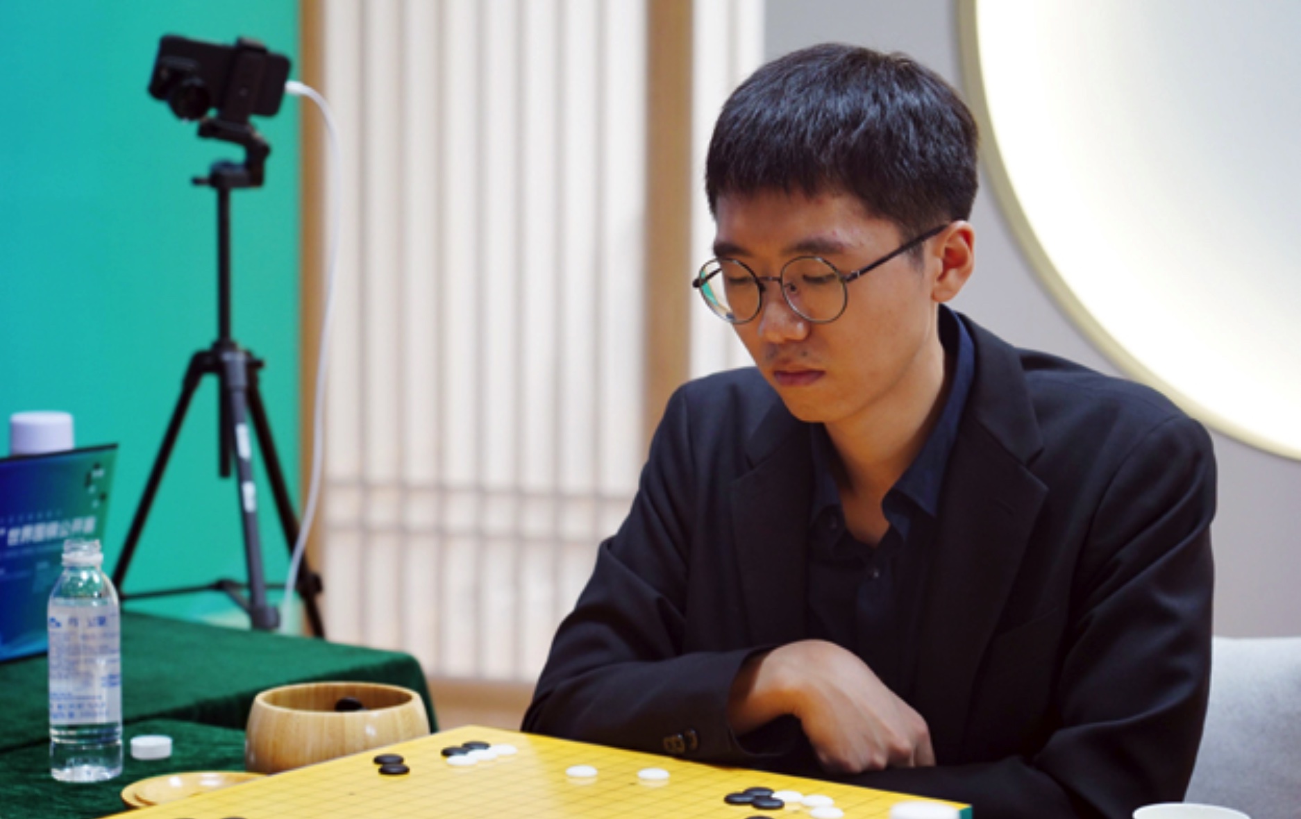 第4回衢州爛柯杯決勝三番勝負第1局、申眞諝九段