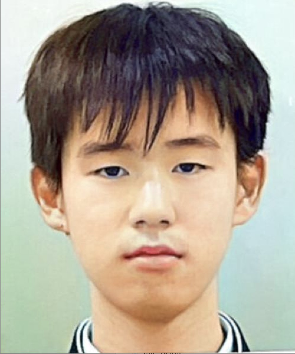 渡邉彩登