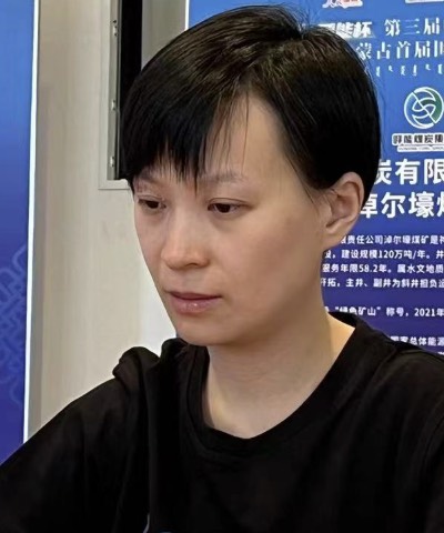 唐奕